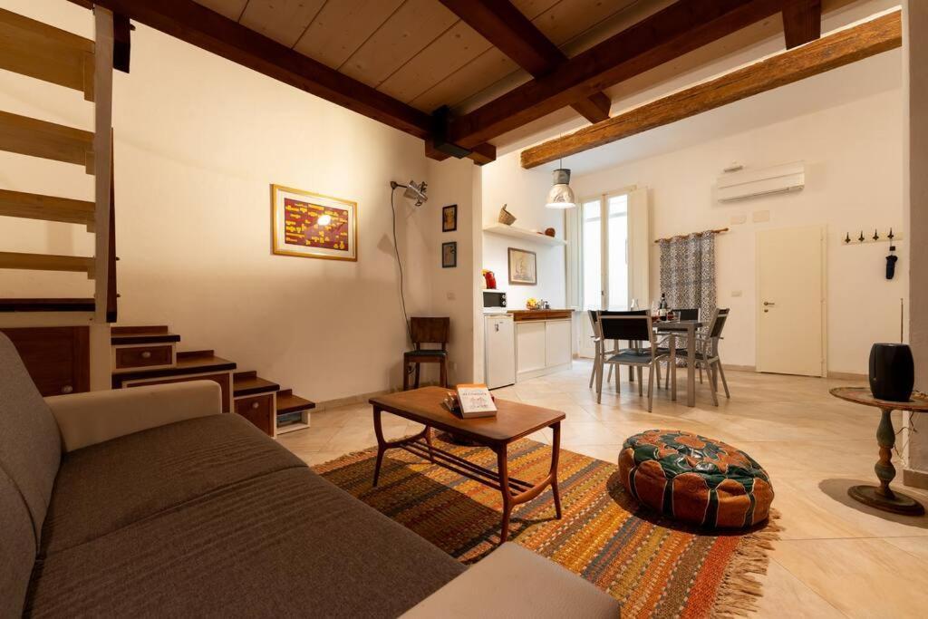 Keys Of Italy - Pilastri 24 - City Center Studio Perfect For Couples Флоренція Екстер'єр фото